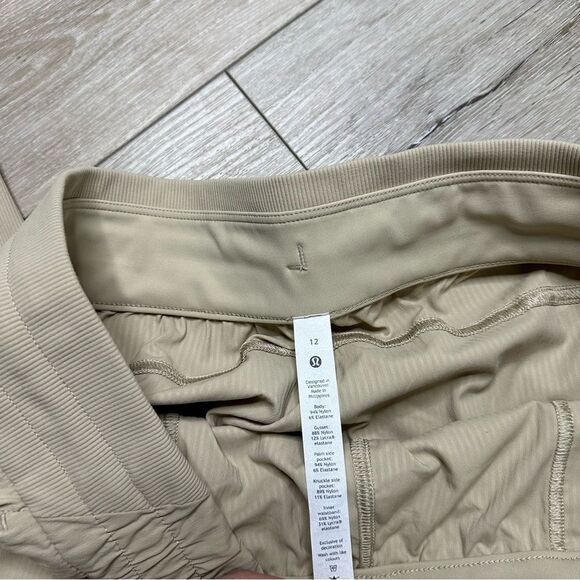 Lululemon Beyond the Studio Cropped Pants Trench‎ Tan / 12 - Picture 7 of 7
